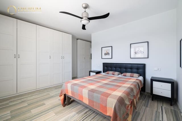 3 sypialnia Willa na sprzedaż w San Pedro de Alcántara Pueblo, Marbella z basenem garażem - 1 350 000 € (Ref: 9332845)