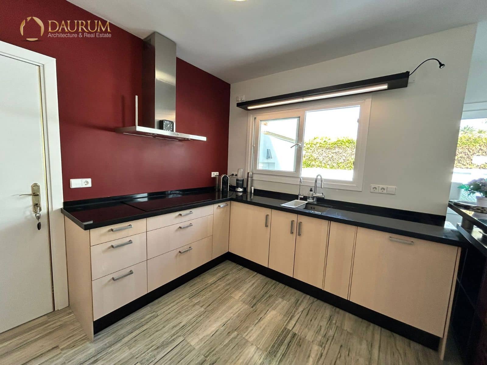 3 soverom Villa til salgs i San Pedro de Alcantara med svømmebasseng garasje - € 1 350 000 (Ref: 9332845)