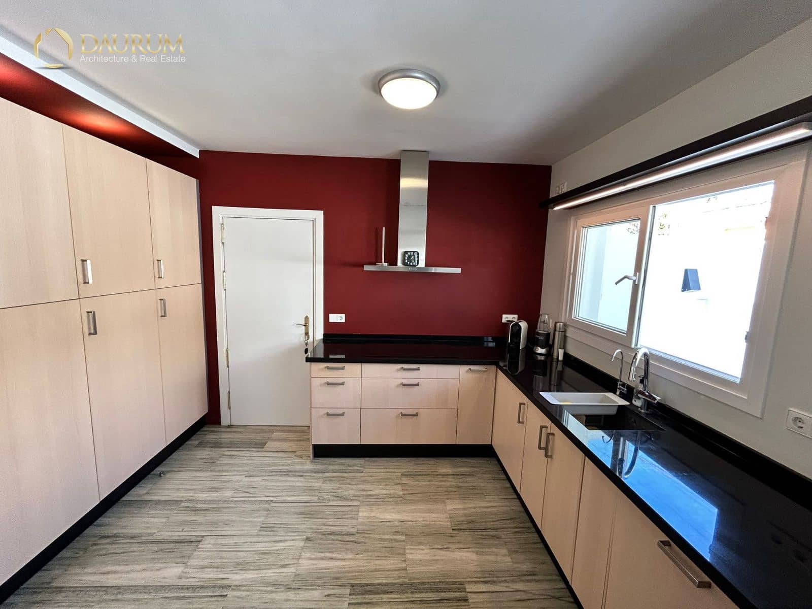 3 soverom Villa til salgs i San Pedro de Alcantara med svømmebasseng garasje - € 1 350 000 (Ref: 9332845)