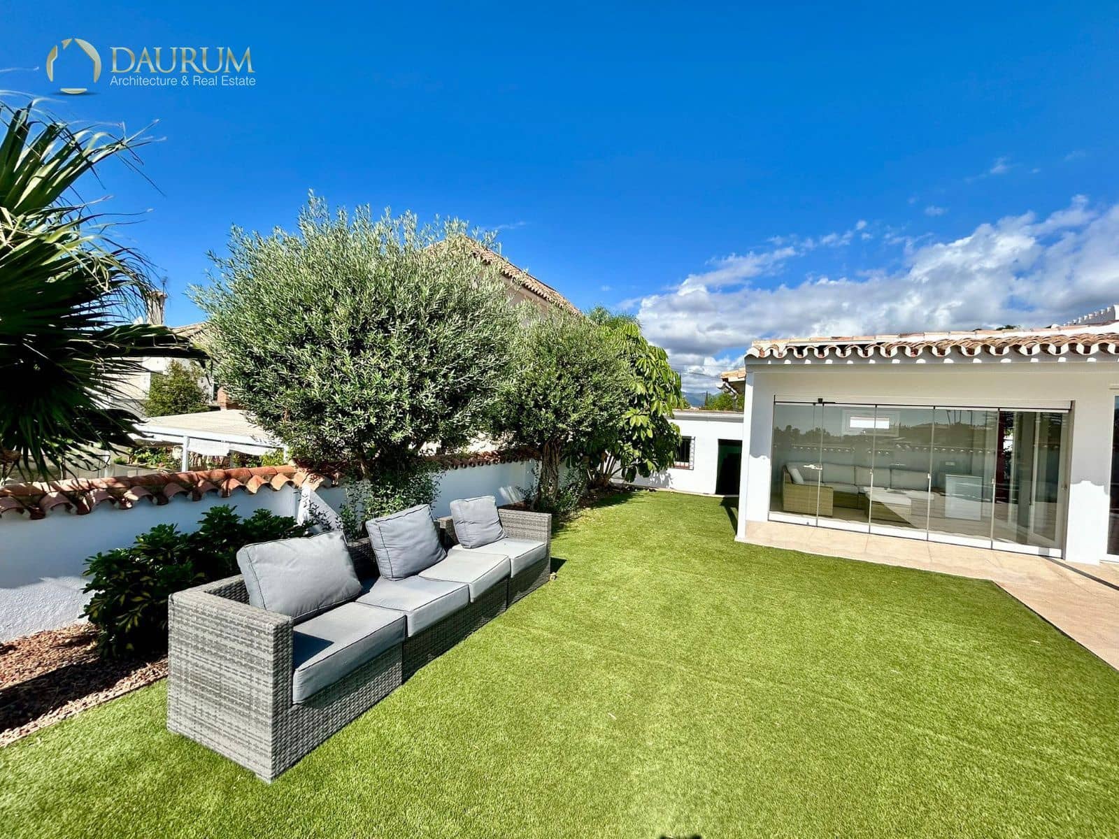 3 soverom Villa til salgs i San Pedro de Alcantara med svømmebasseng garasje - € 1 350 000 (Ref: 9332845)