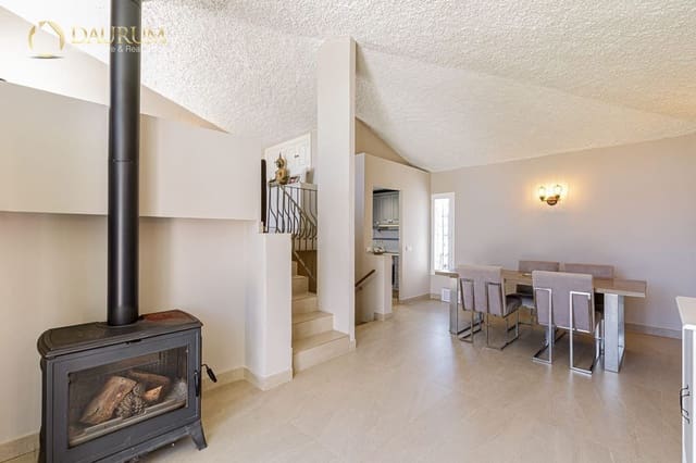 3 soveværelse Byhus til salg i Bahía Dorada, Estepona med swimmingpool garage - € 545.000 (Ref: 9332850)