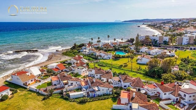 3 soveværelse Byhus til salg i Bahía Dorada, Estepona med swimmingpool garage - € 545.000 (Ref: 9332850)