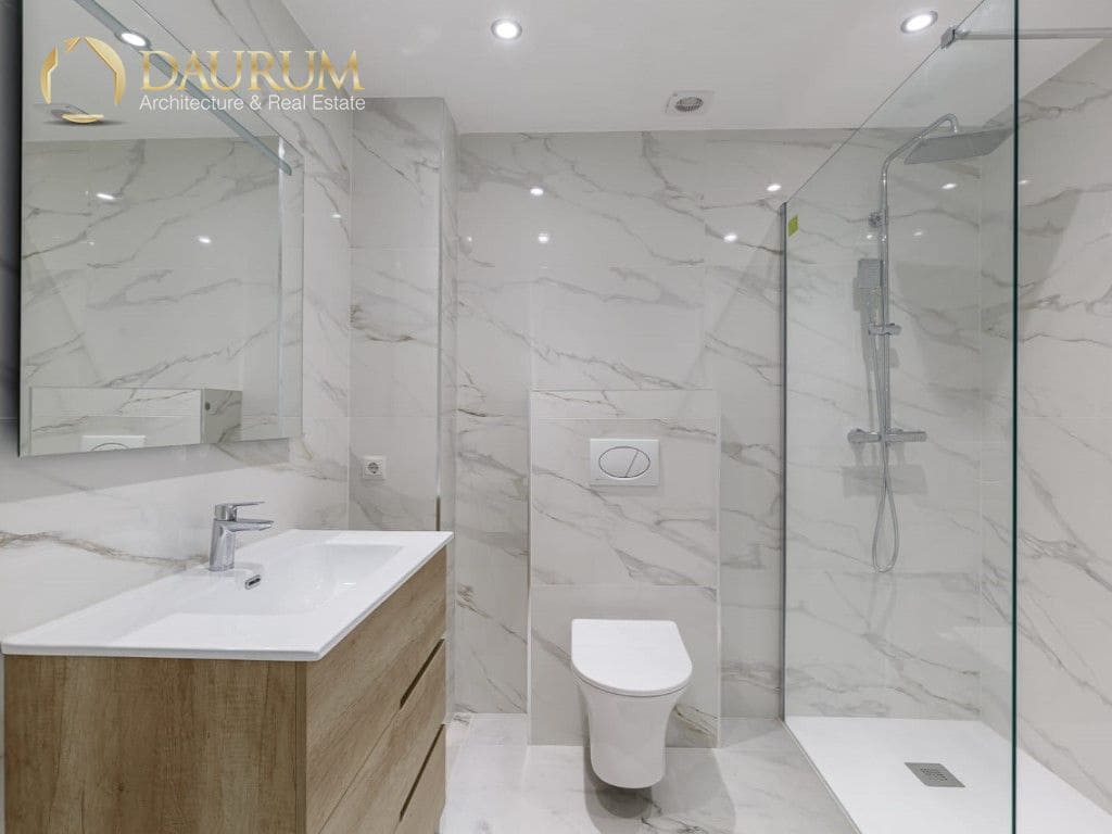 3 makuuhuone Asunto myytävänä paikassa Nueva Andalucia mukana uima-altaan 
autotalli - 639 000 € (Ref: 9332854)