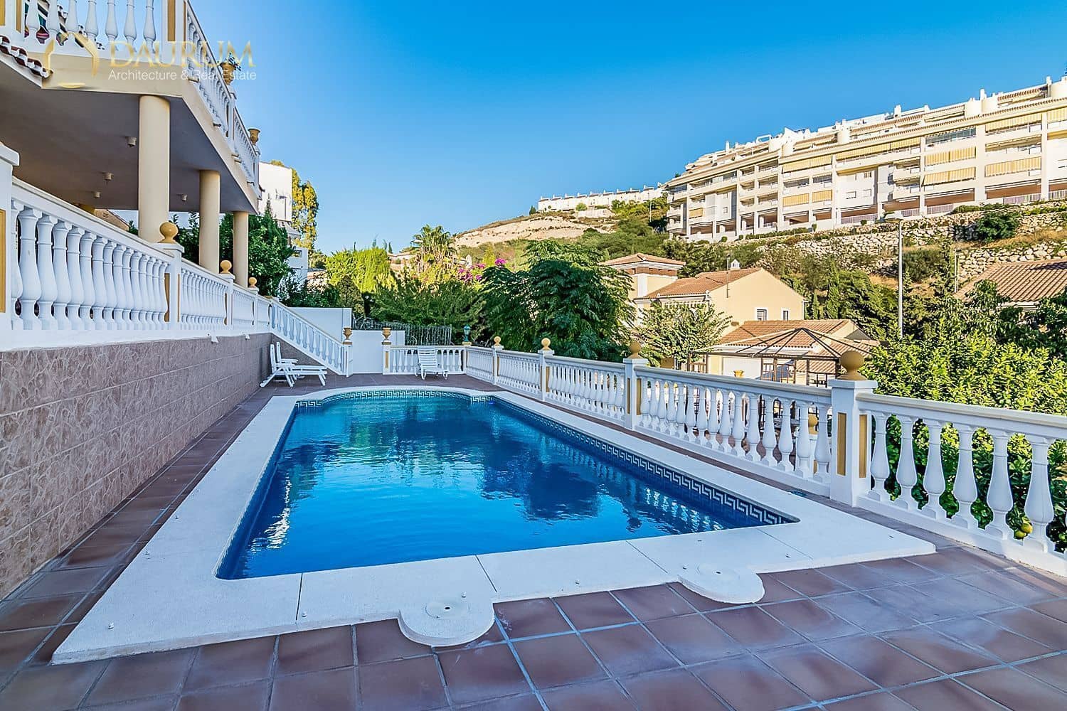 6 soveværelse Villa til salg i La Cala del Moral med swimmingpool garage - € 765.000 (Ref: 9332856)