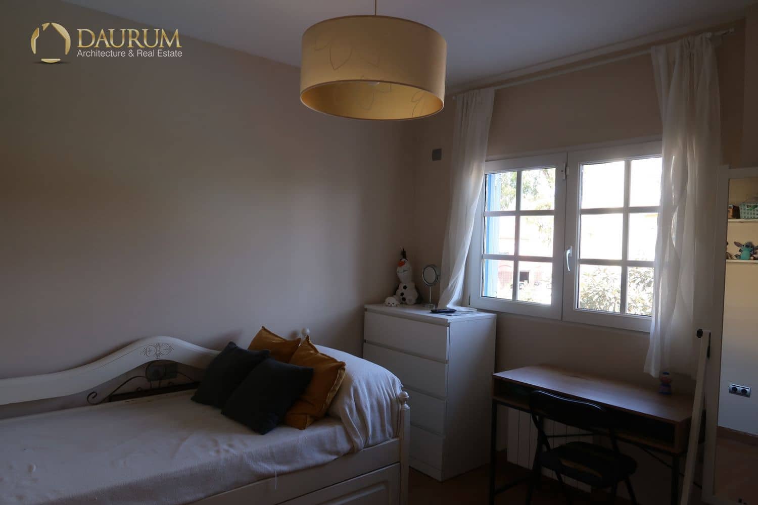 4 sypialnia Willa na sprzedaż w Churriana z basenem garażem - 949 000 € (Ref: 9332859)