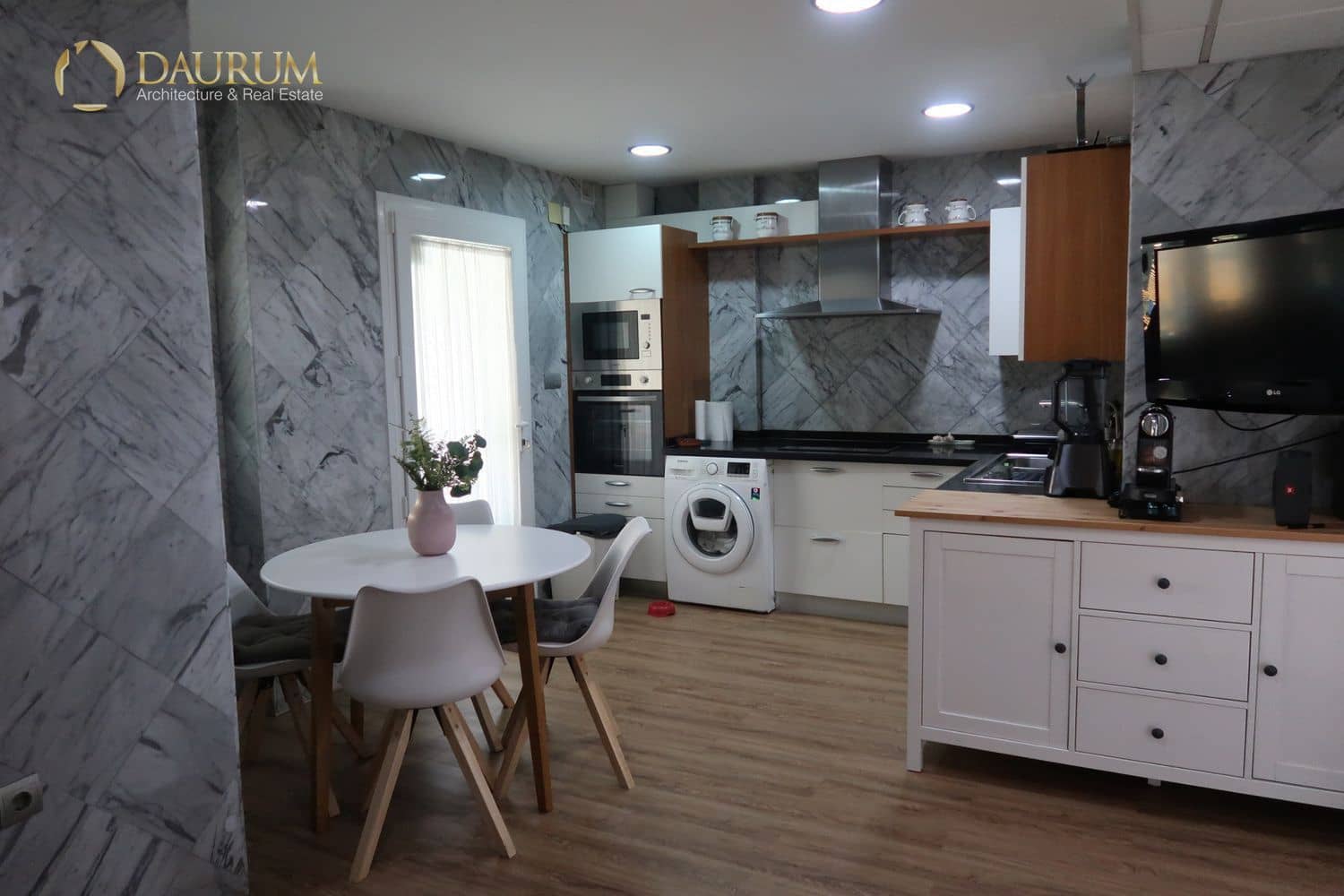 4 sypialnia Willa na sprzedaż w Churriana z basenem garażem - 949 000 € (Ref: 9332859)