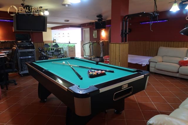 4 sypialnia Willa na sprzedaż w Guadalmar, Miasto Málaga z basenem garażem - 949 000 € (Ref: 9332859)