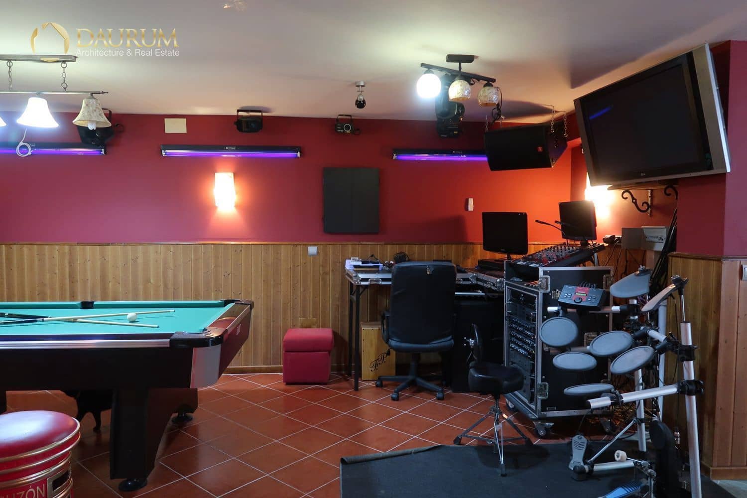 4 sypialnia Willa na sprzedaż w Churriana z basenem garażem - 949 000 € (Ref: 9332859)