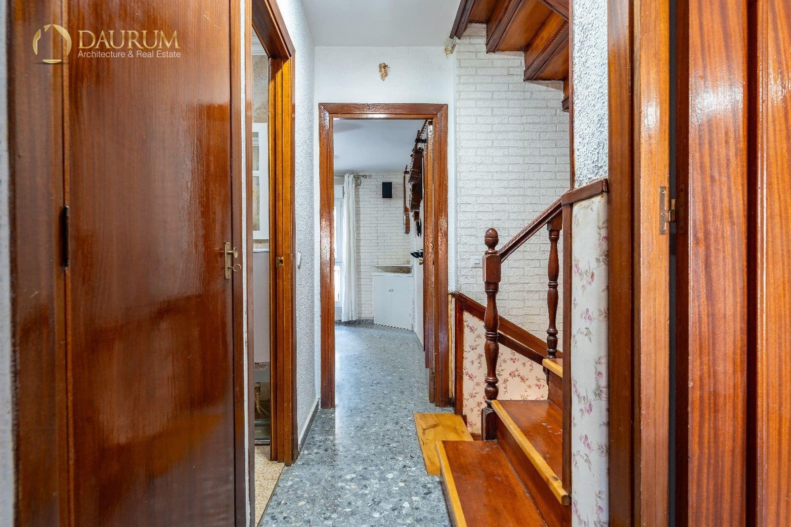 4 sypialnia Dom na sprzedaż w Miasto Malaga z garażem - 970 000 € (Ref: 9332860)