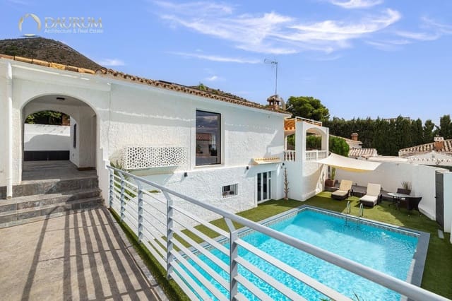 3 camera da letto Villa in vendita in La Capellanía - El Higuerón, Benalmádena con piscina garage - 795.000 € (Rif: 9332861)