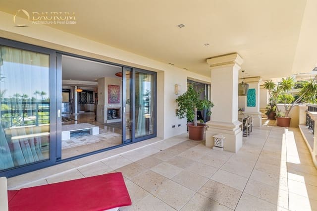 3 slaapkamer Flat te koop in Puerto Banus, Marbella met zwembad garage - € 6.900.000 (Ref: 9332862)