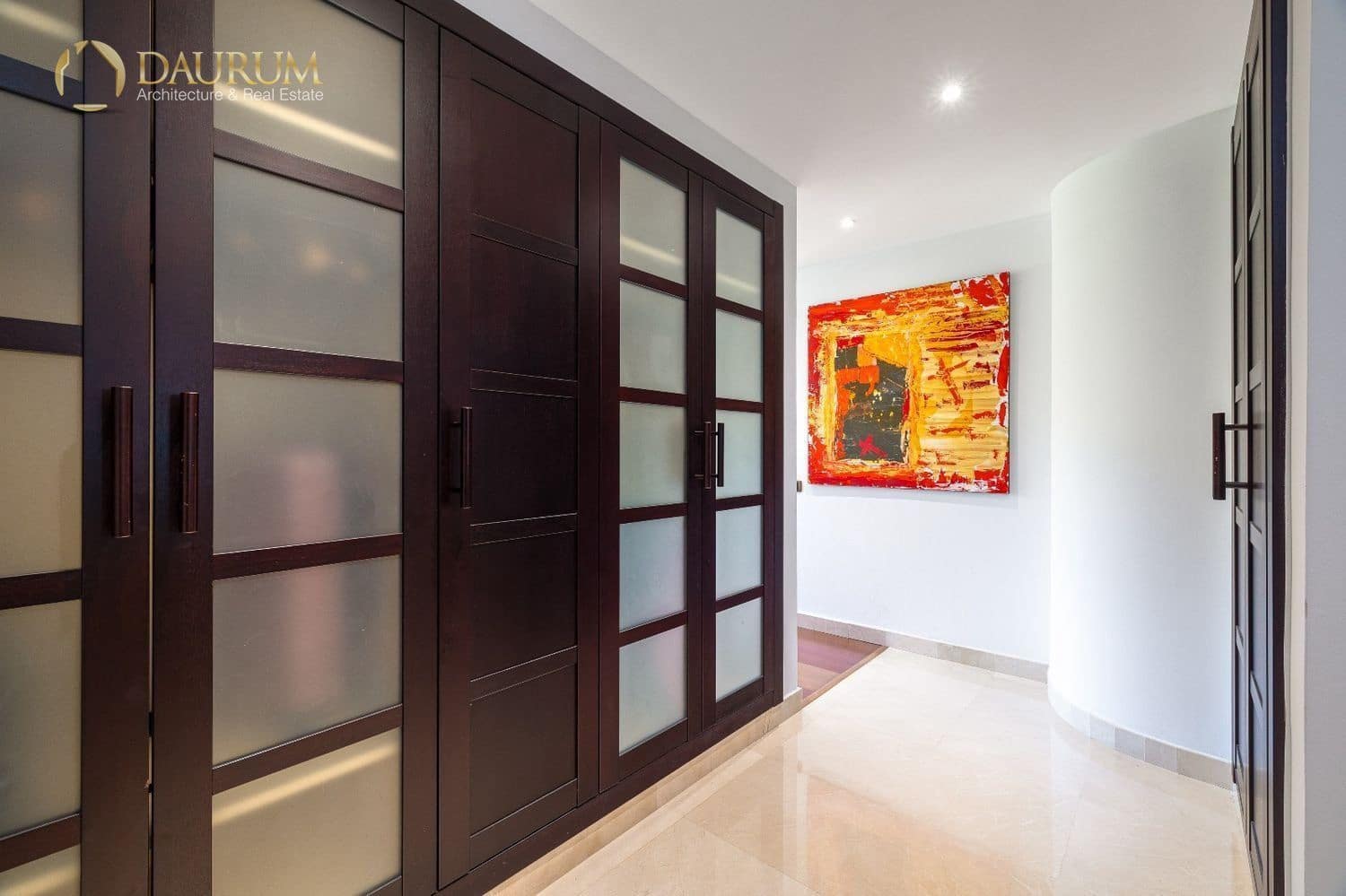 3 bedroom Flat for sale in Nueva Andalucia with pool garage - € 6,900,000 (Ref: 9332862)