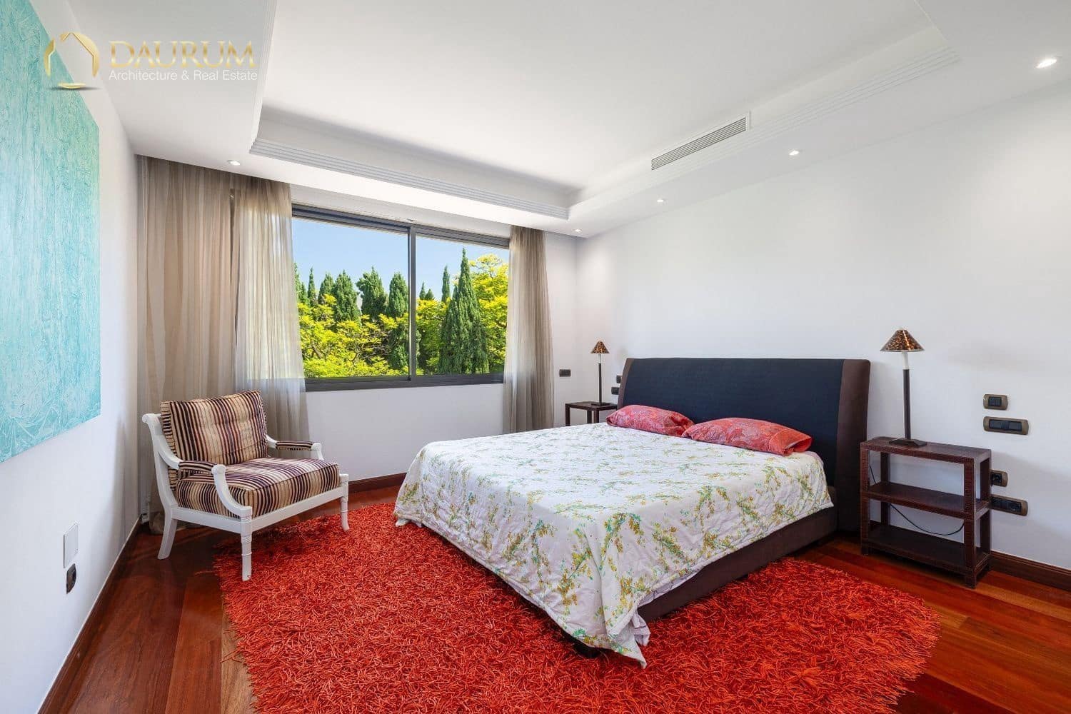 3 bedroom Flat for sale in Nueva Andalucia with pool garage - € 6,900,000 (Ref: 9332862)