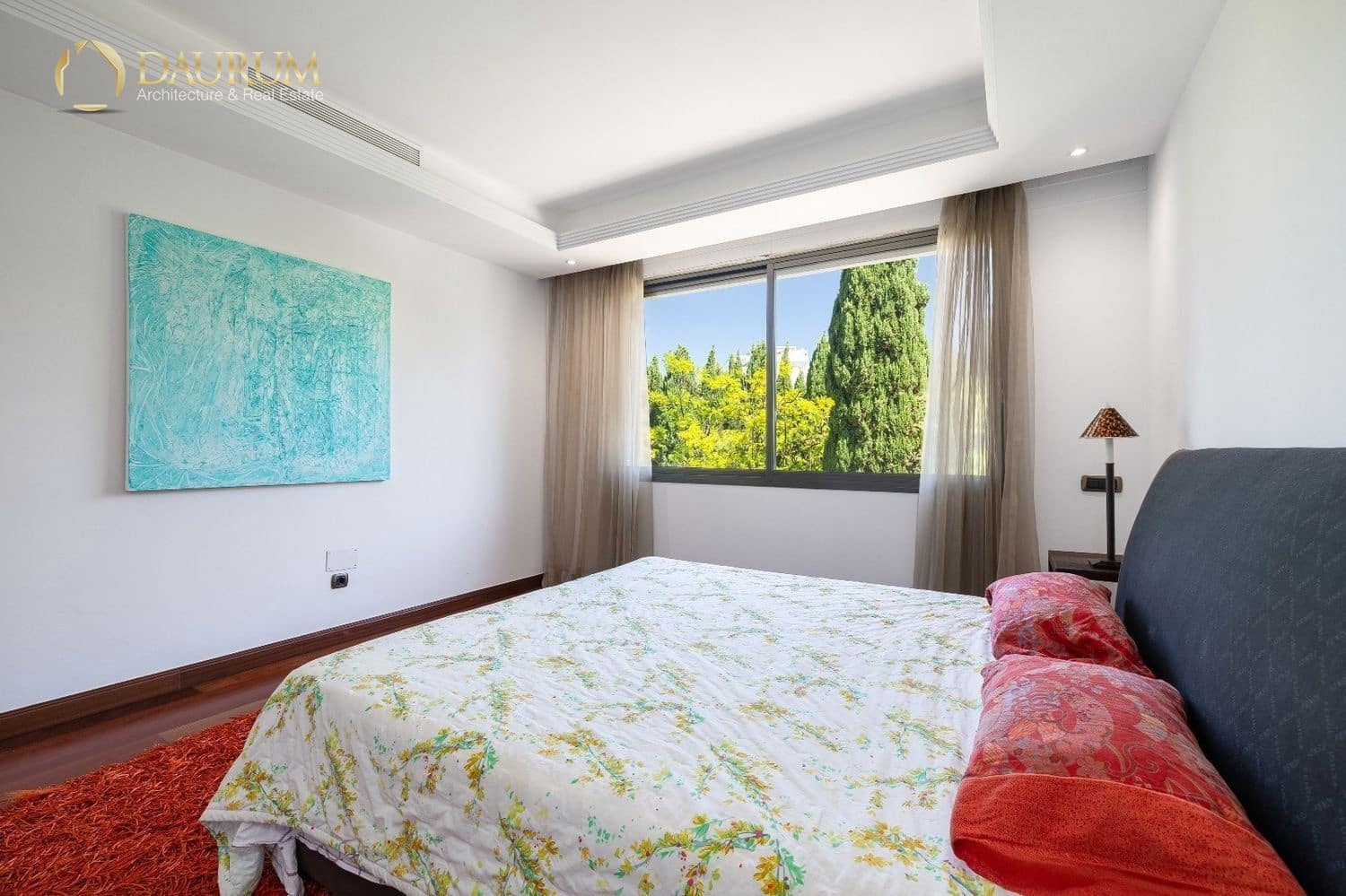 3 bedroom Flat for sale in Nueva Andalucia with pool garage - € 6,900,000 (Ref: 9332862)