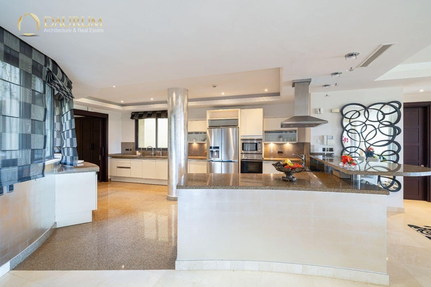 3 bedroom Flat for sale in Nueva Andalucia with pool garage - € 6,900,000 (Ref: 9332862)