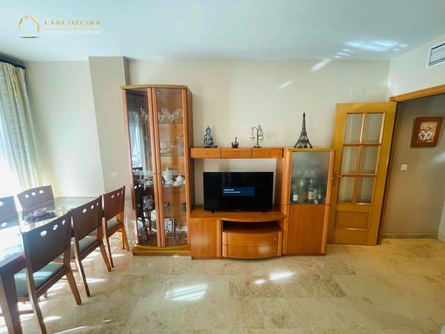 4 slaapkamer Flat te koop in Ciudad Jardín, Málaga stad met zwembad garage - € 440.000 (Ref: 9344121)