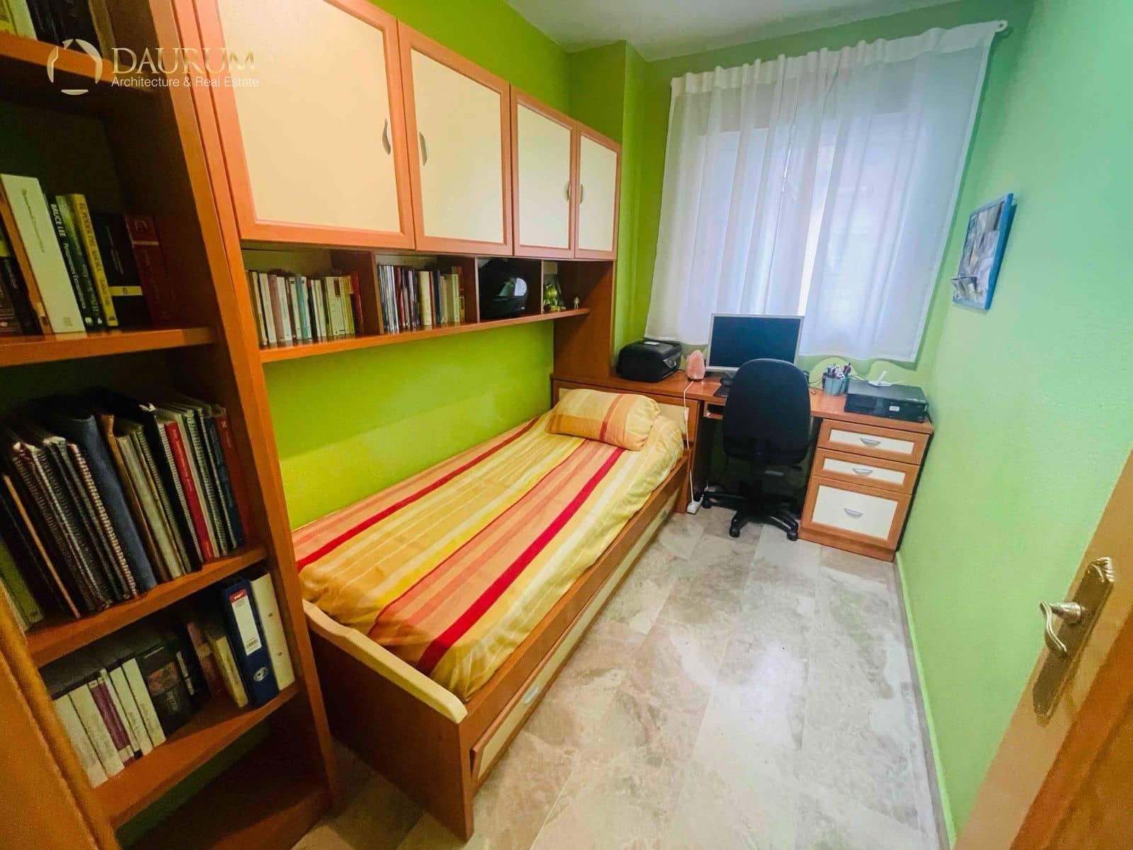 4 sypialnia Mieszkanie na sprzedaż w Miasto Malaga z basenem garażem - 440 000 € (Ref: 9344121)