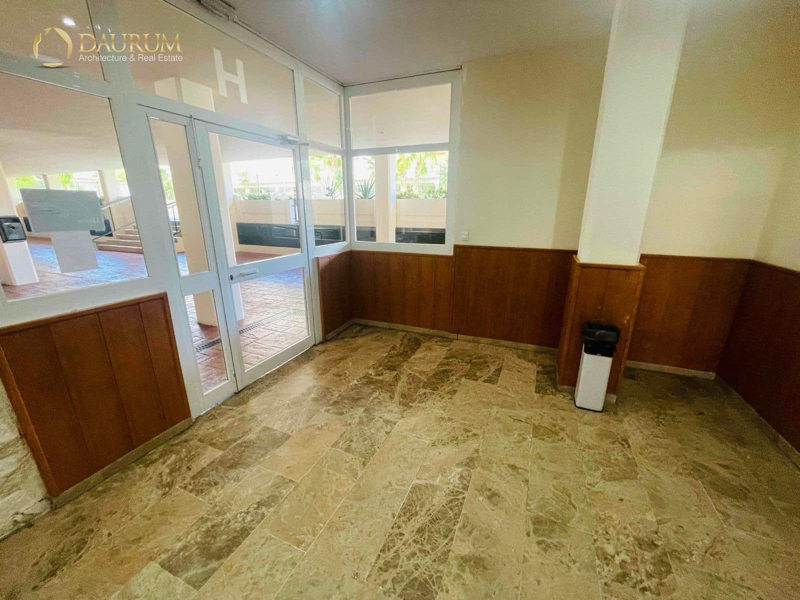 4 sypialnia Mieszkanie na sprzedaż w Miasto Malaga z basenem garażem - 440 000 € (Ref: 9344121)