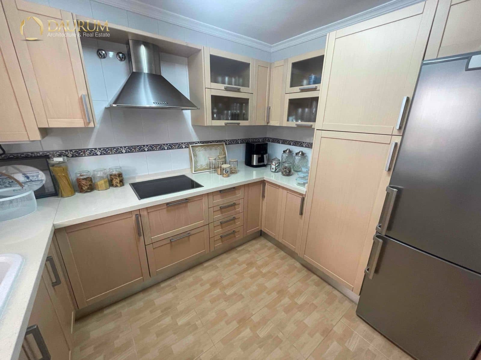 4 soveværelse Byhus til salg i Chilches med swimmingpool garage - € 429.000 (Ref: 9344122)