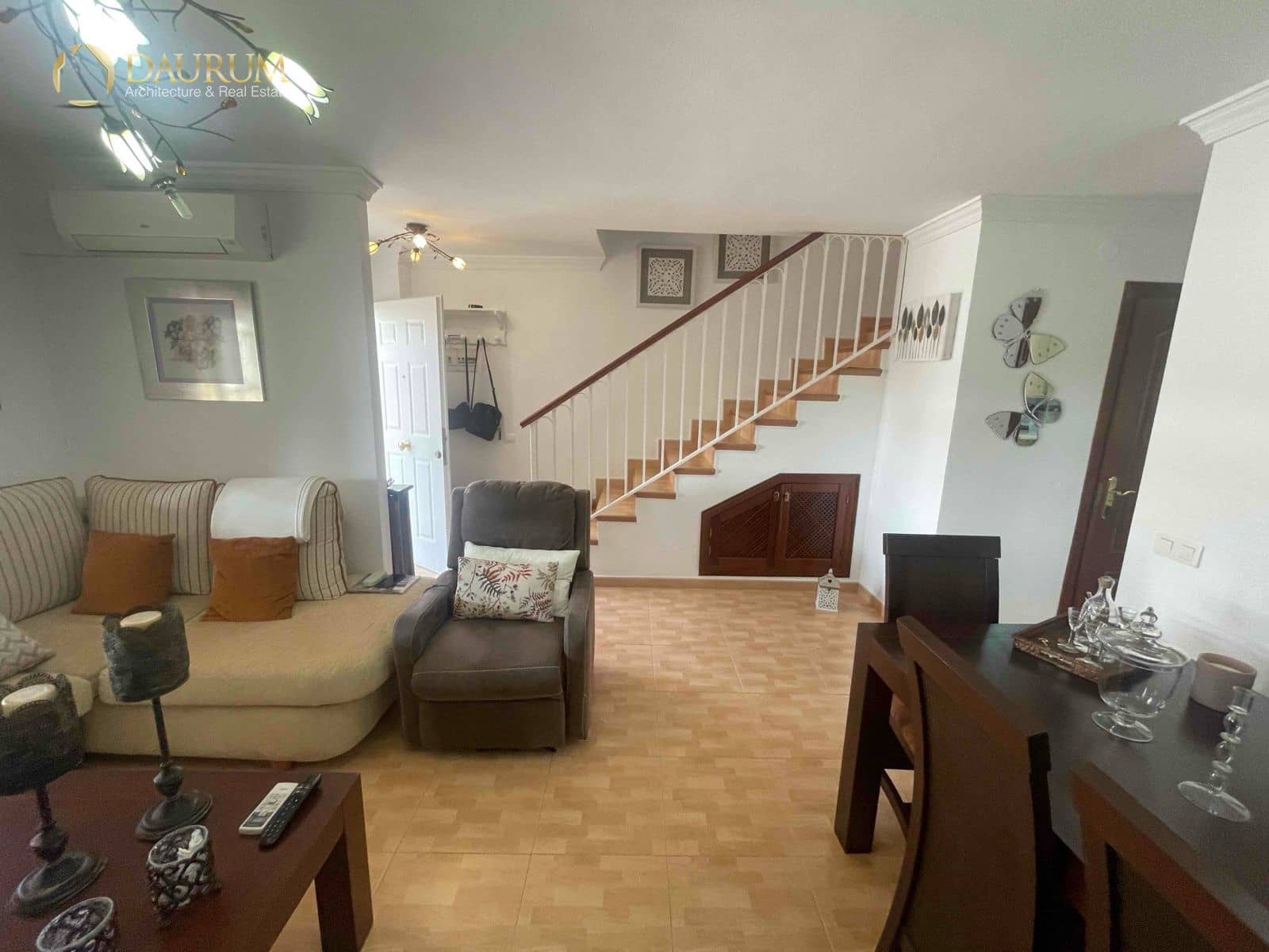 4 soveværelse Byhus til salg i Chilches med swimmingpool garage - € 429.000 (Ref: 9344122)