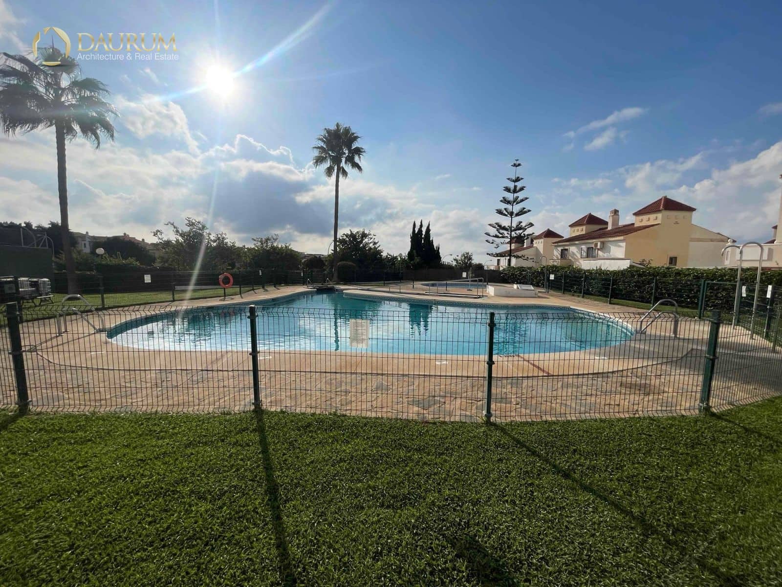 4 soveværelse Byhus til salg i Chilches med swimmingpool garage - € 429.000 (Ref: 9344122)