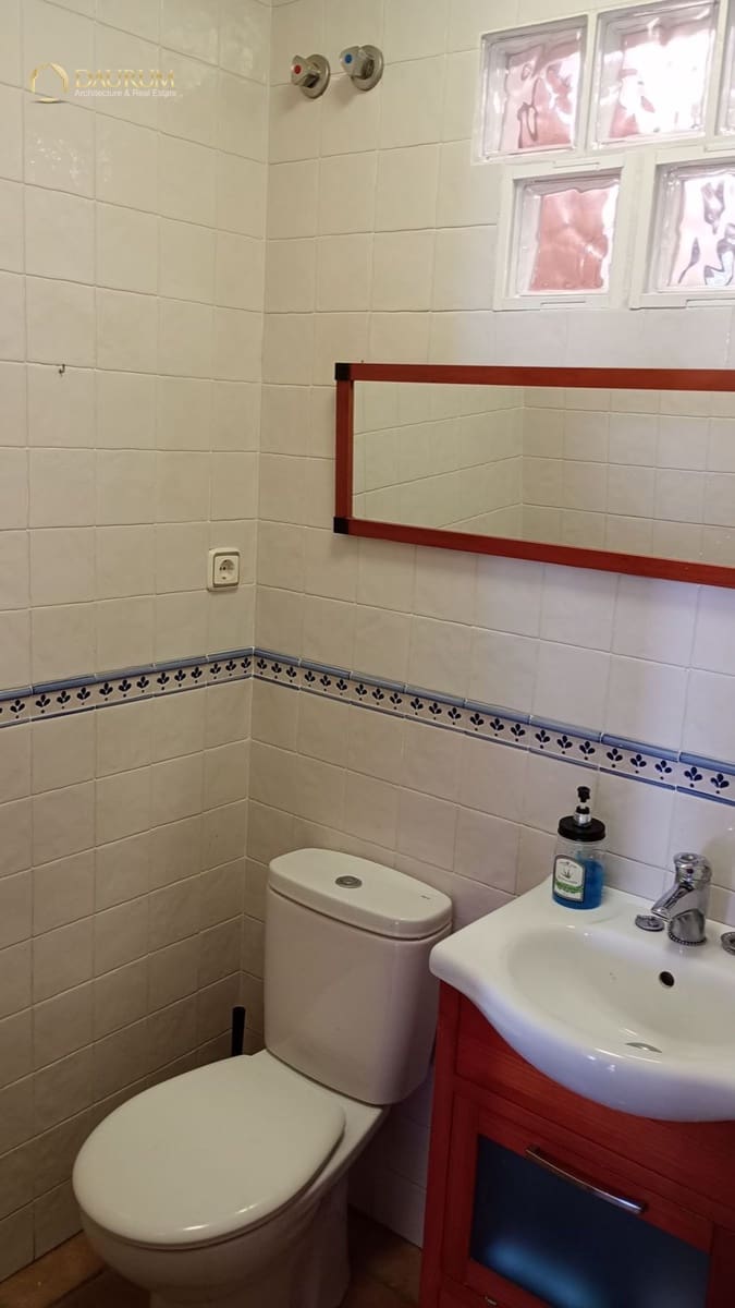 4 makuuhuone Omakotitalo myytävänä paikassa Malaga kaupunki mukana uima-altaan 
autotalli - 590 000 € (Ref: 9344123)