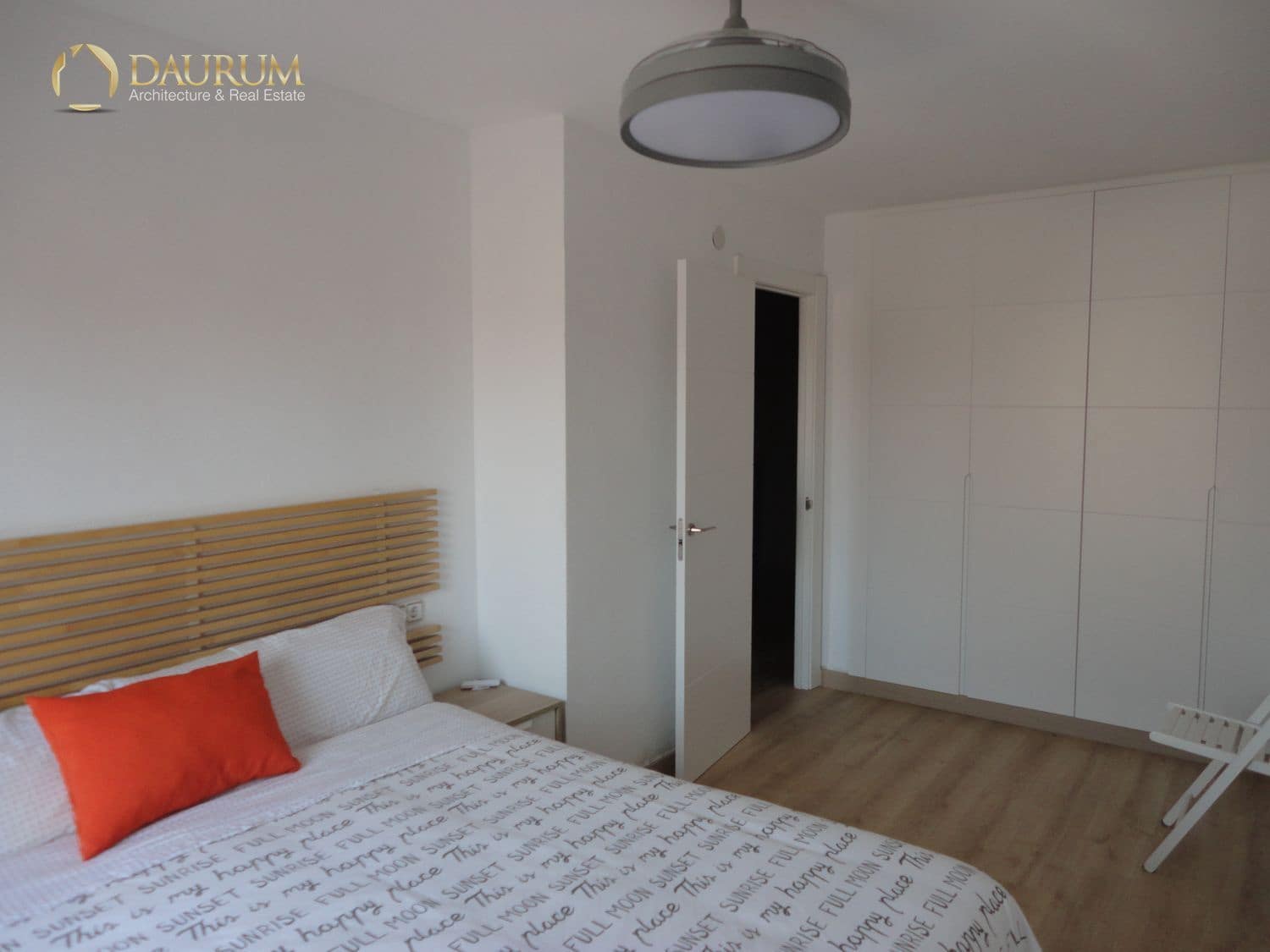 4 makuuhuone Omakotitalo myytävänä paikassa Malaga kaupunki mukana uima-altaan 
autotalli - 590 000 € (Ref: 9344123)