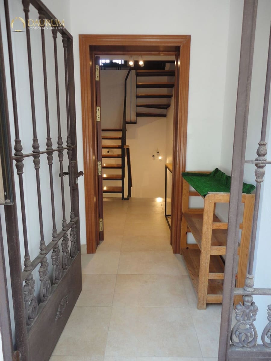 4 makuuhuone Omakotitalo myytävänä paikassa Malaga kaupunki mukana uima-altaan 
autotalli - 590 000 € (Ref: 9344123)