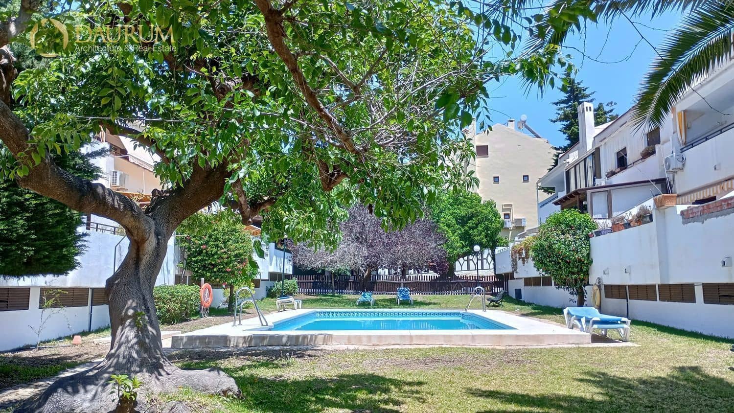 4 makuuhuone Omakotitalo myytävänä paikassa Malaga kaupunki mukana uima-altaan 
autotalli - 590 000 € (Ref: 9344123)