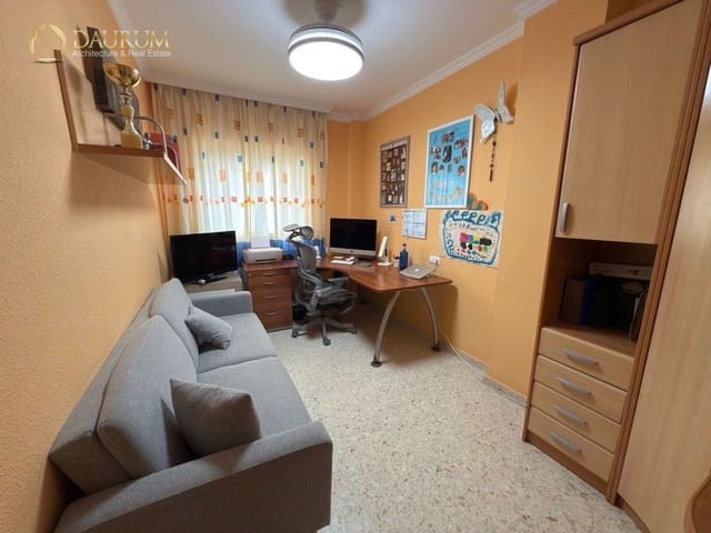 4 soveværelse Byhus til salg i Rincón de la Victoria med swimmingpool garage - € 520.000 (Ref: 9344125)