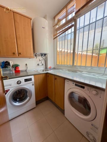 4 soveværelse Byhus til salg i Rincón de la Victoria med swimmingpool garage - € 520.000 (Ref: 9344125)