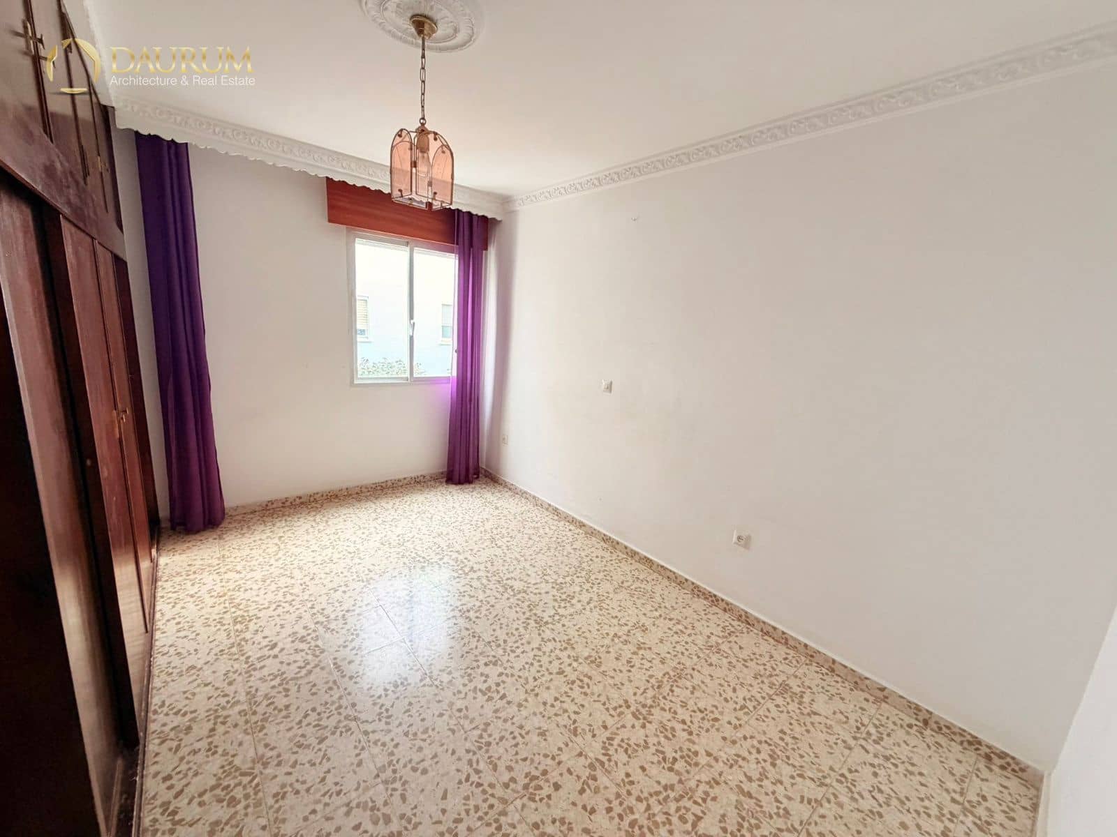 3 slaapkamer Flat te koop in Estepona - € 300.000 (Ref: 9646447)