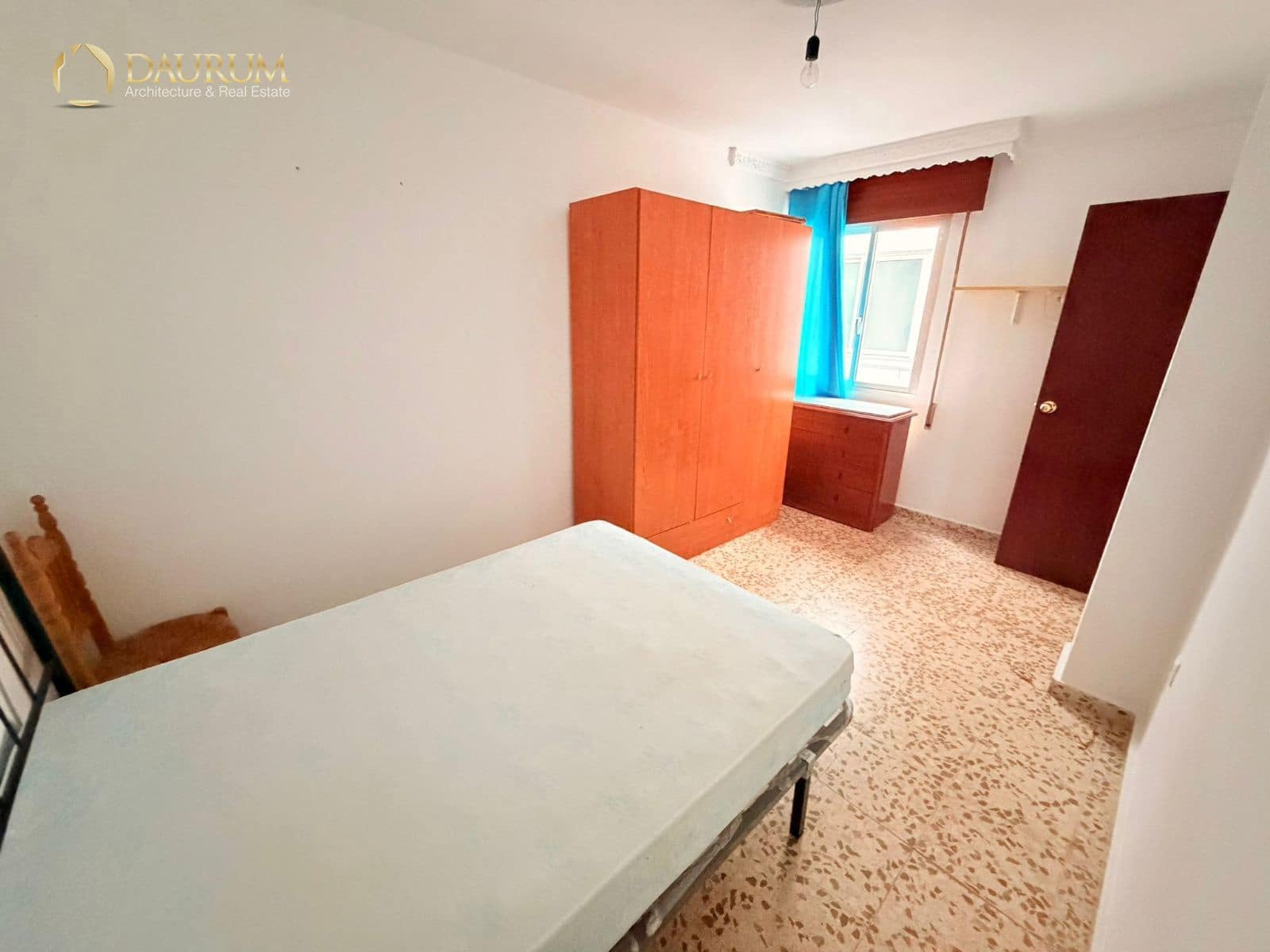 3 slaapkamer Flat te koop in Estepona - € 300.000 (Ref: 9646447)