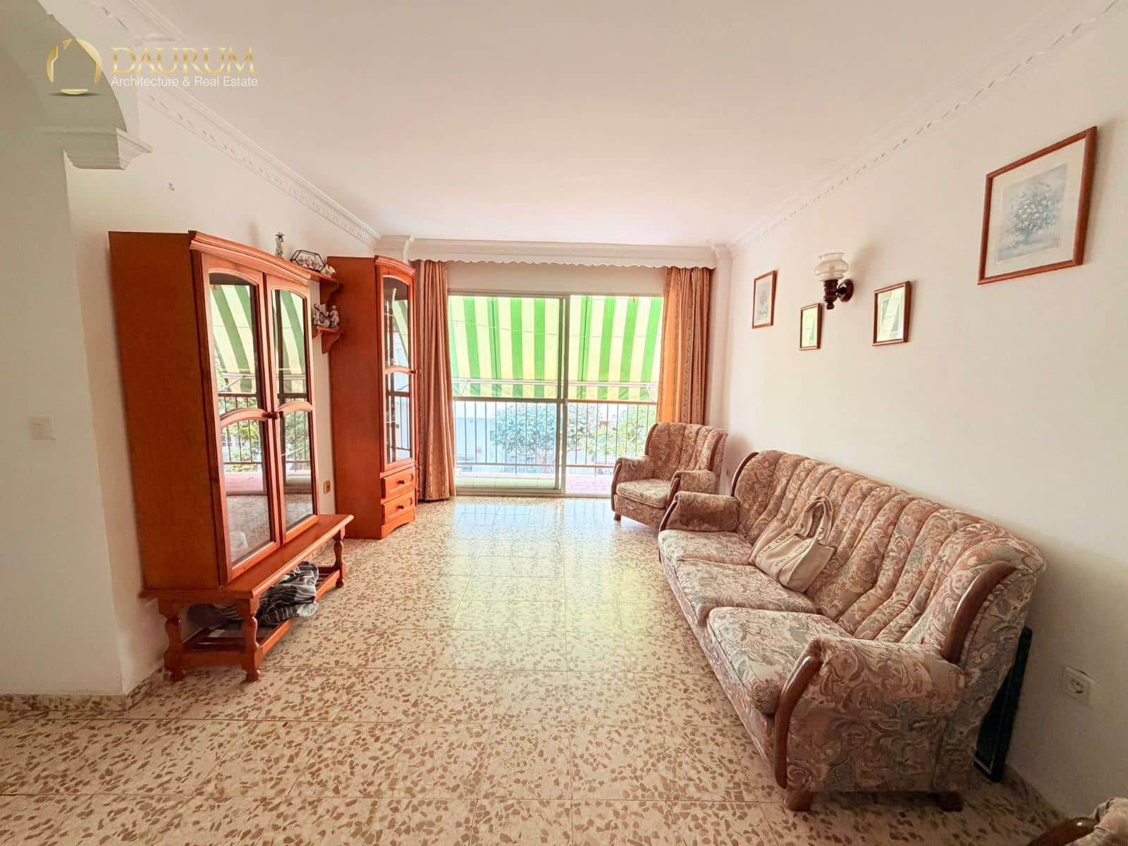 3 slaapkamer Flat te koop in Estepona - € 300.000 (Ref: 9646447)