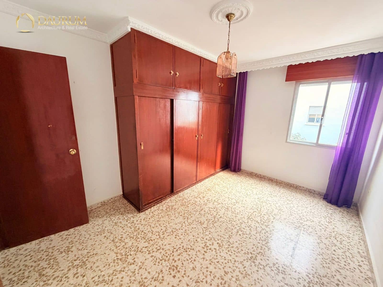 3 slaapkamer Flat te koop in Estepona - € 300.000 (Ref: 9646447)