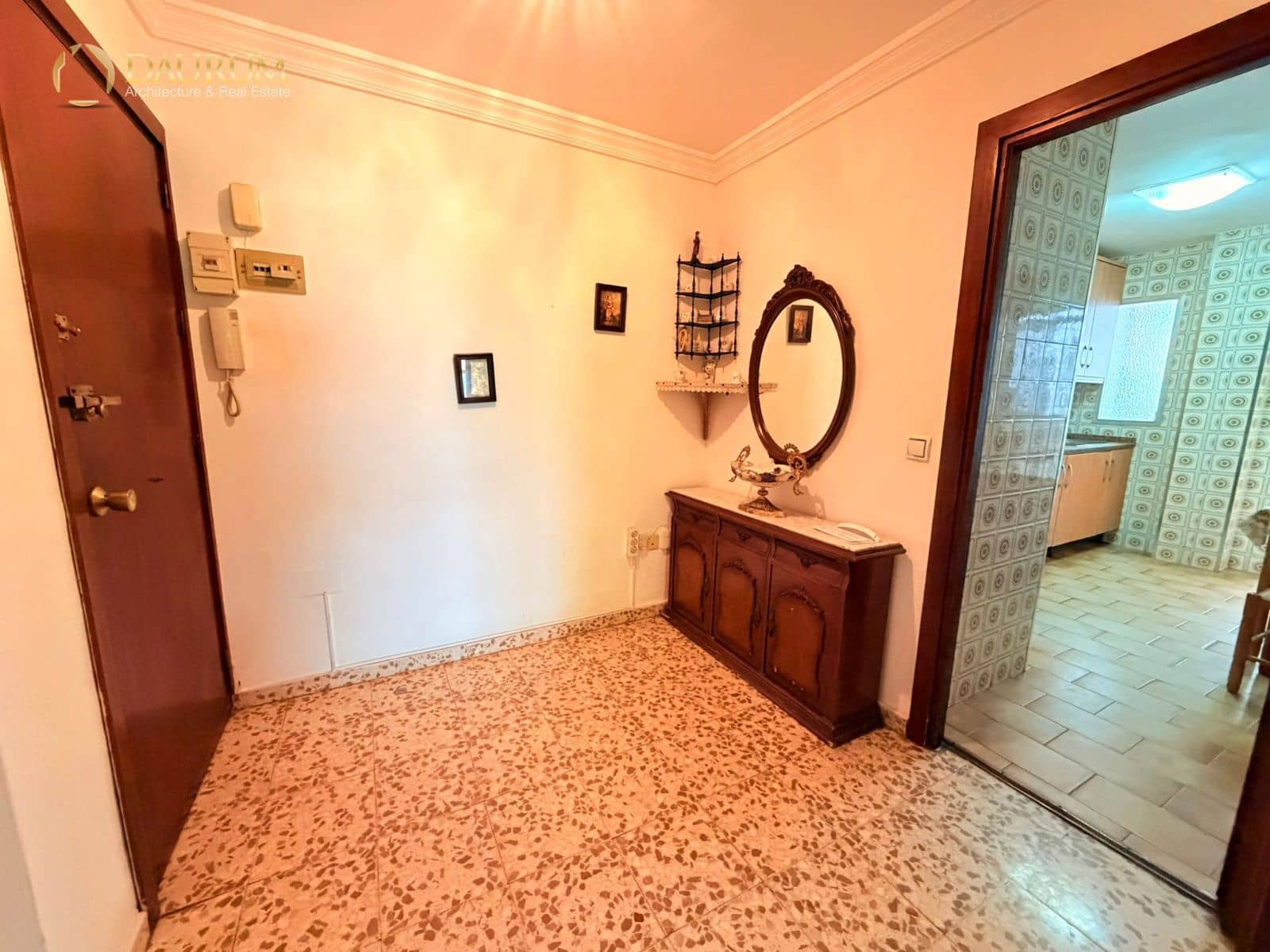 3 slaapkamer Flat te koop in Estepona - € 300.000 (Ref: 9646447)