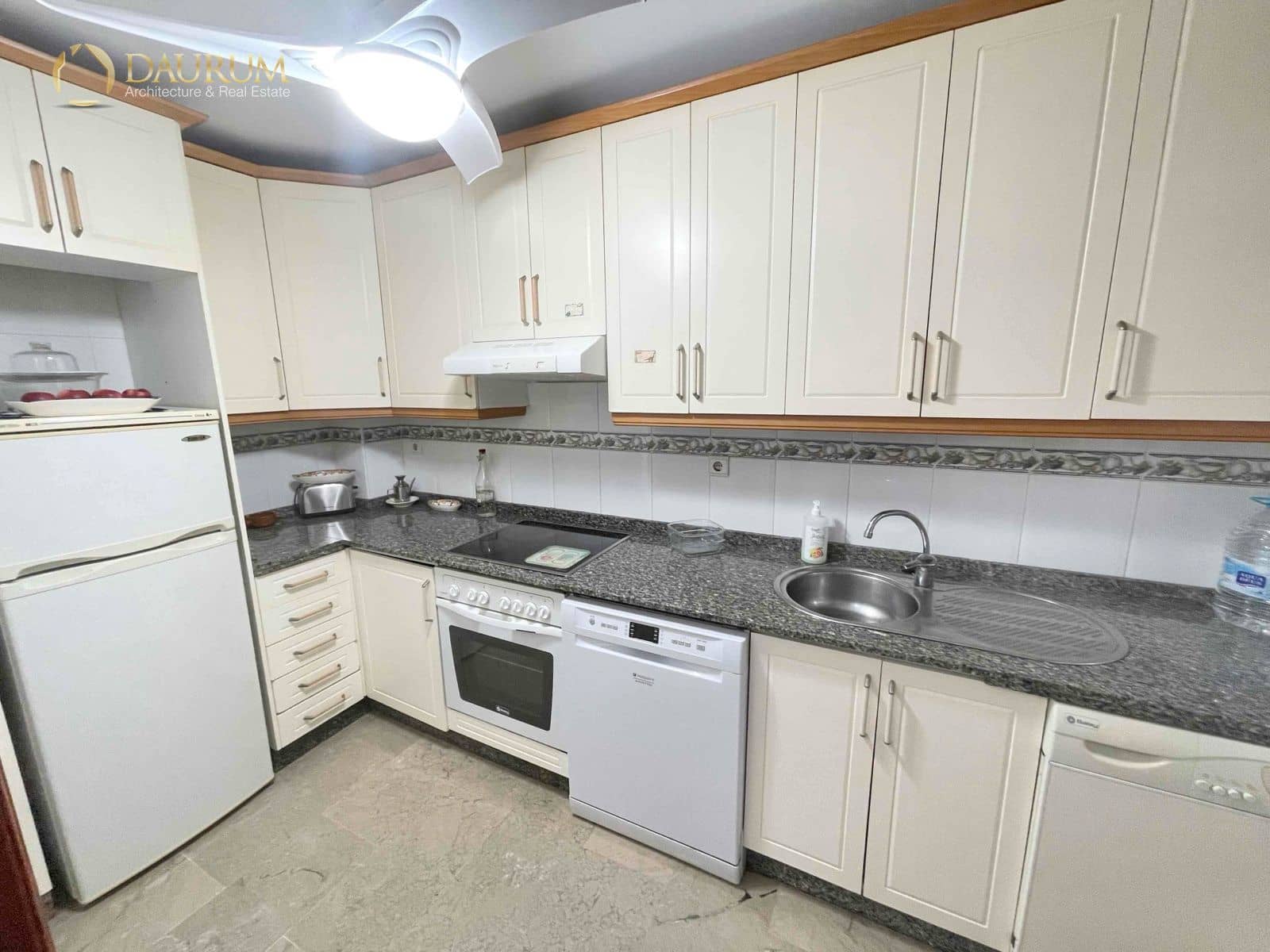 2 sovrum Lägenhet till salu i Benalmadena med pool garage - 379 900 € (Ref: 9646449)