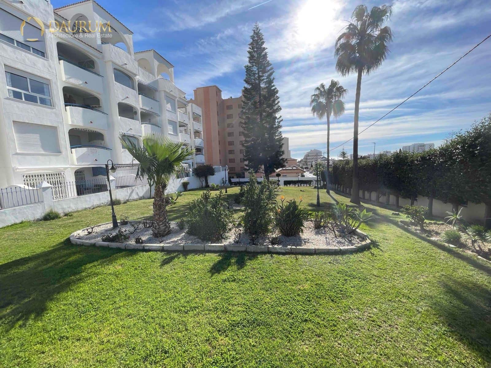 2 sovrum Lägenhet till salu i Benalmadena med pool garage - 379 900 € (Ref: 9646449)