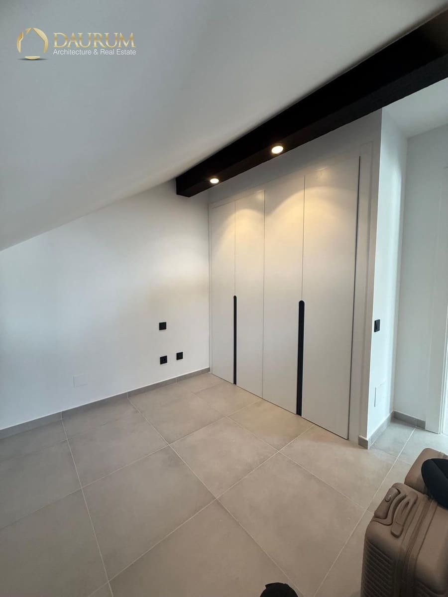 4 slaapkamer Huis te koop in Marbella met zwembad garage - € 670.000 (Ref: 9646451)