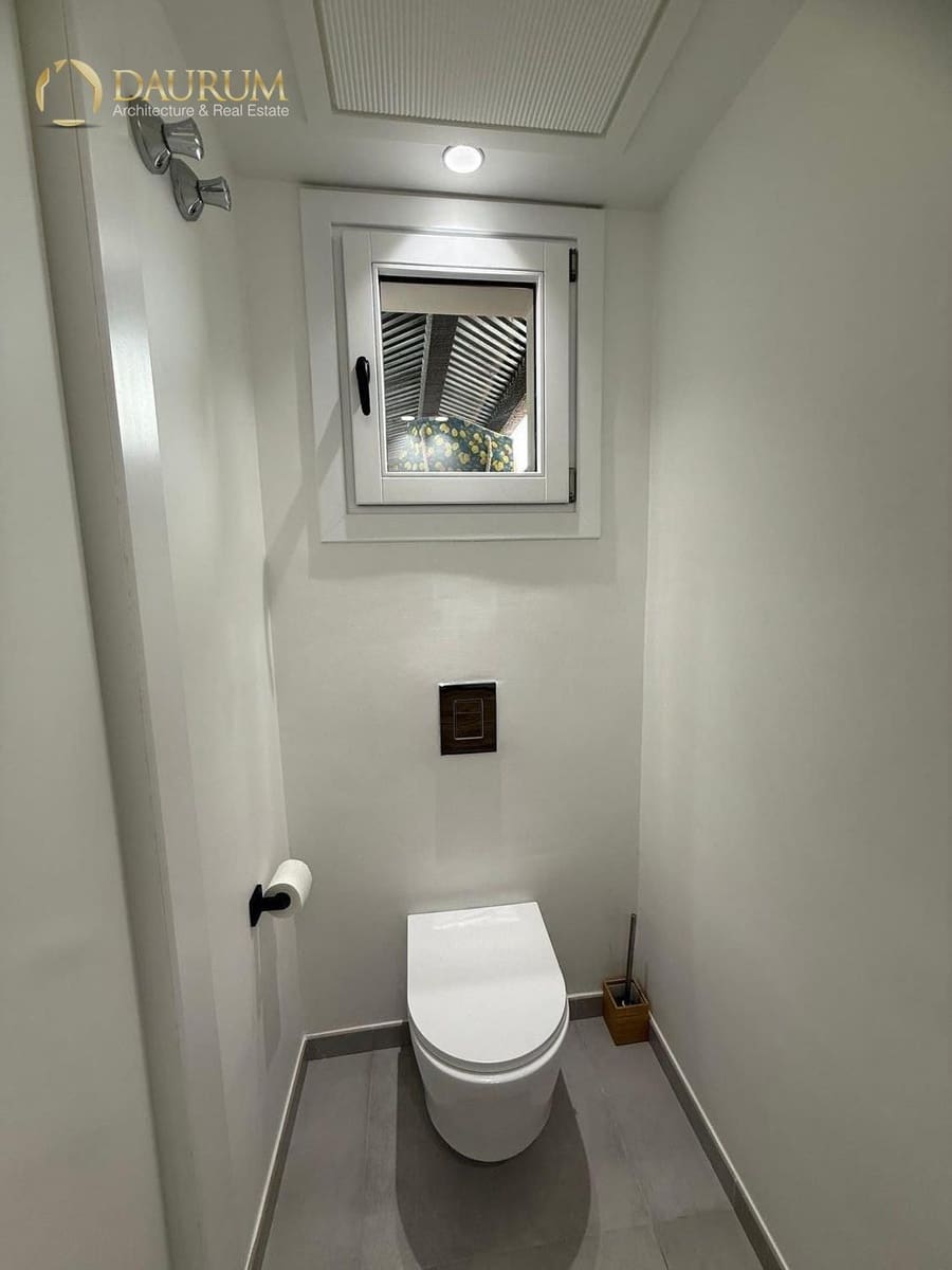 4 slaapkamer Huis te koop in Marbella met zwembad garage - € 670.000 (Ref: 9646451)