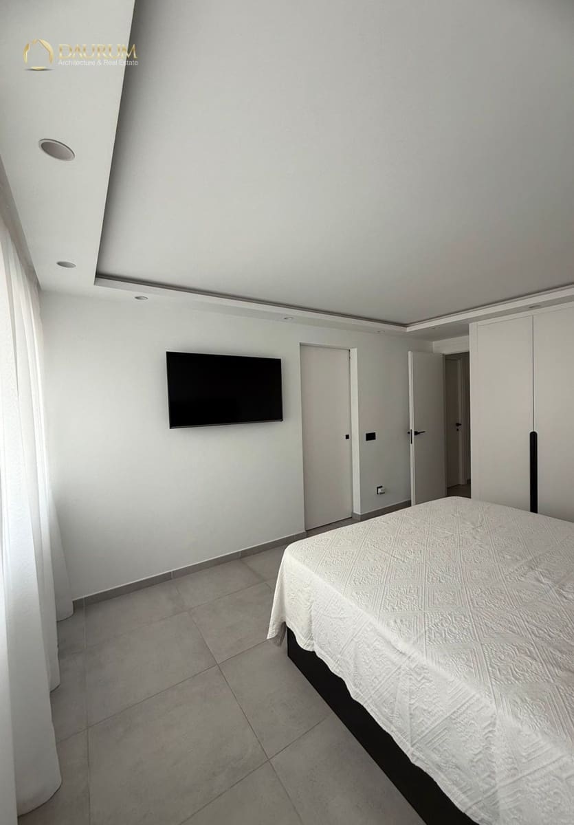 4 slaapkamer Huis te koop in Marbella met zwembad garage - € 670.000 (Ref: 9646451)