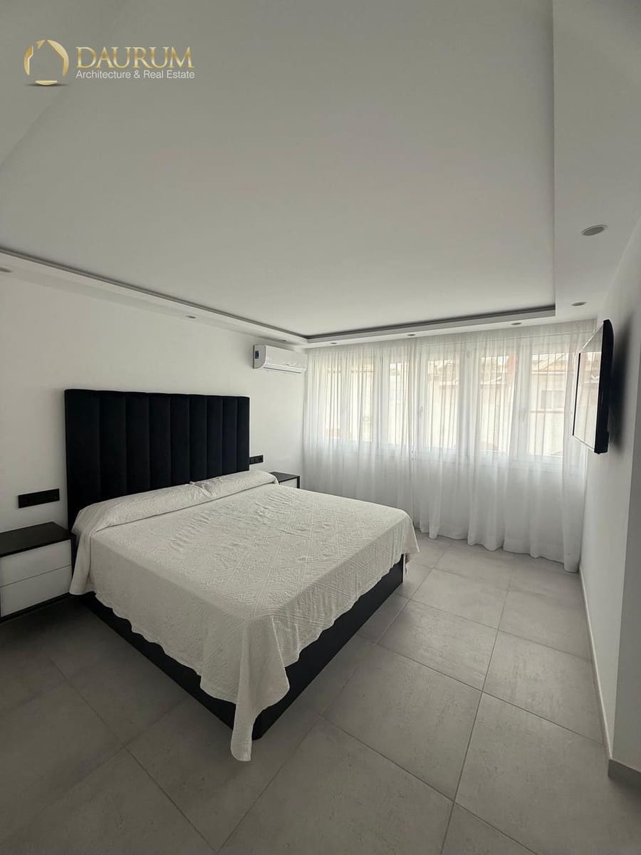 4 slaapkamer Huis te koop in Marbella met zwembad garage - € 670.000 (Ref: 9646451)