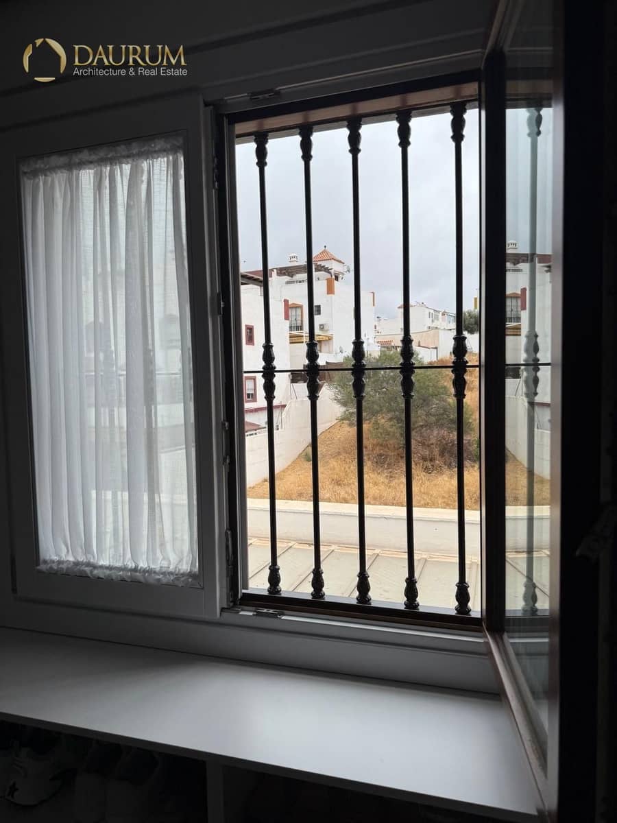 4 slaapkamer Huis te koop in Marbella met zwembad garage - € 670.000 (Ref: 9646451)