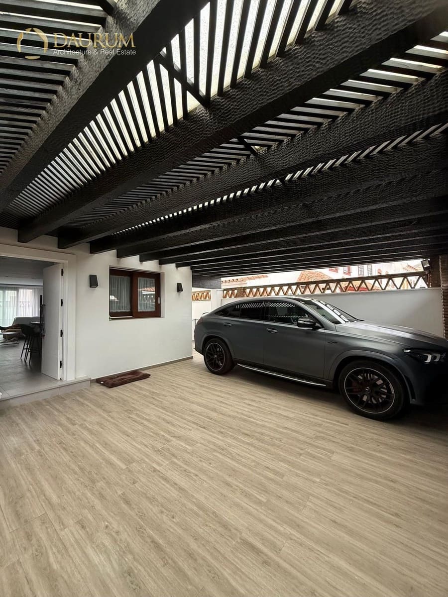 4 slaapkamer Huis te koop in Marbella met zwembad garage - € 670.000 (Ref: 9646451)