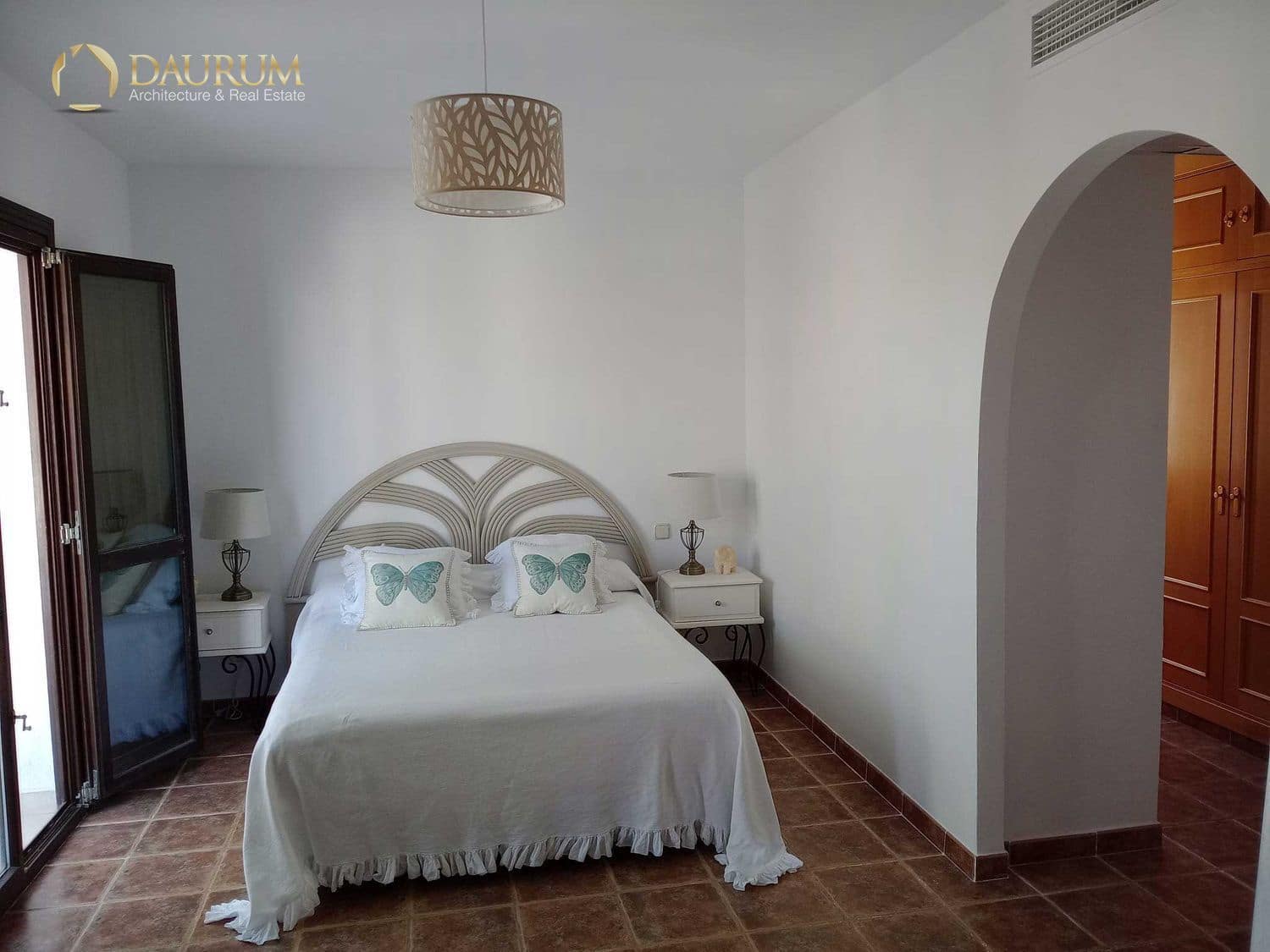 3 chambre Villa/Maison à vendre à Estepona avec piscine garage - 749 000 € (Ref: 9646452)