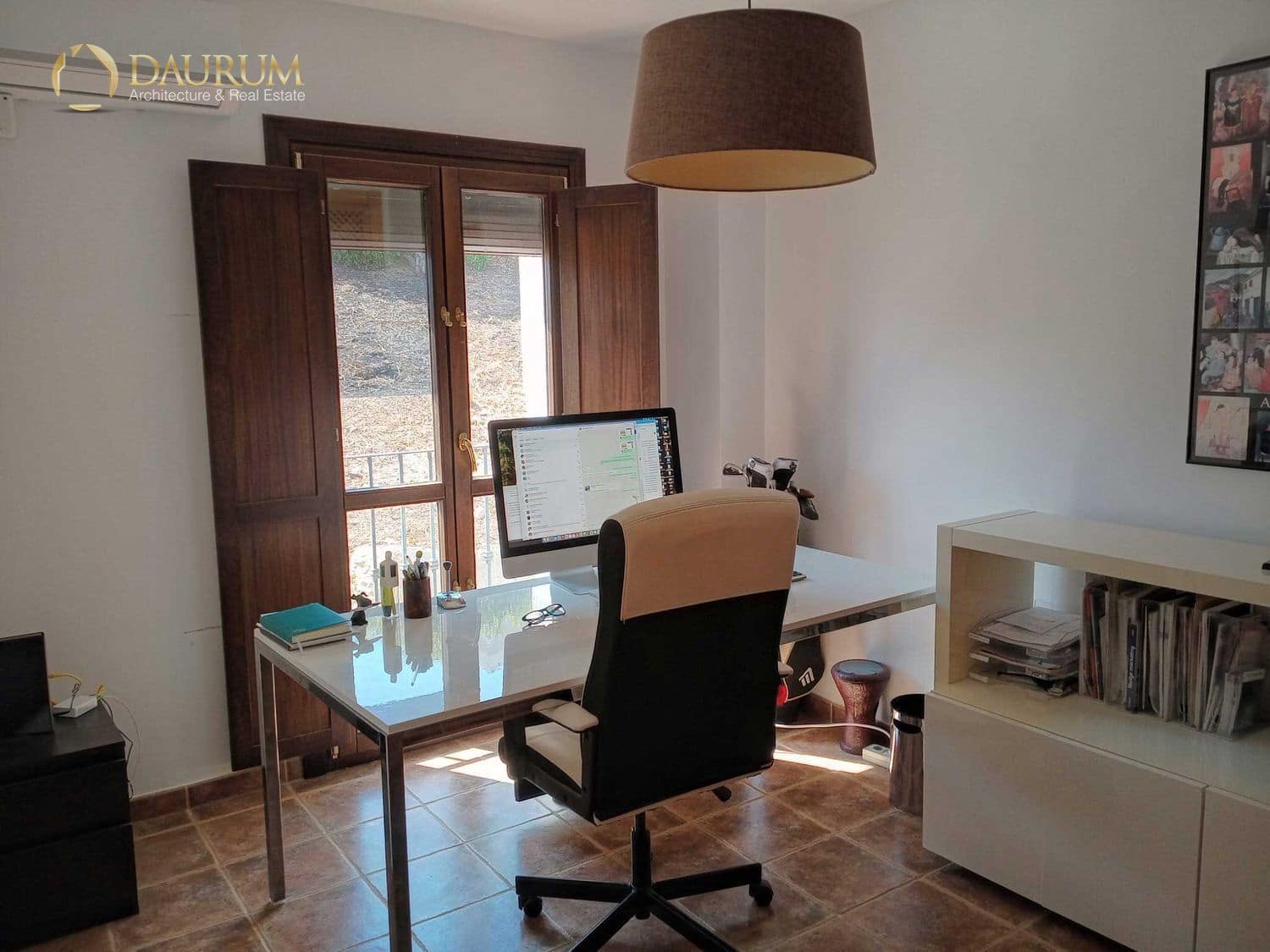 3 chambre Villa/Maison à vendre à Estepona avec piscine garage - 749 000 € (Ref: 9646452)