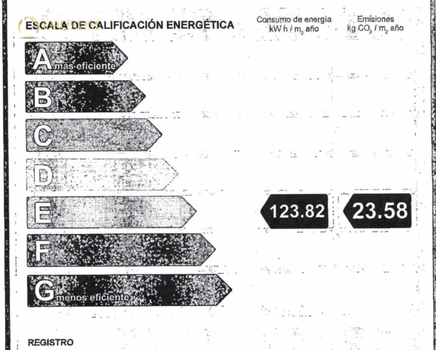 3 chambre Villa/Maison à vendre à Estepona avec piscine garage - 749 000 € (Ref: 9646452)