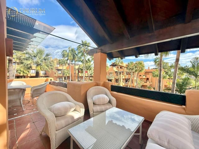 2 slaapkamer Flat te koop in Marbella met zwembad garage - € 820.000 (Ref: 9646453)