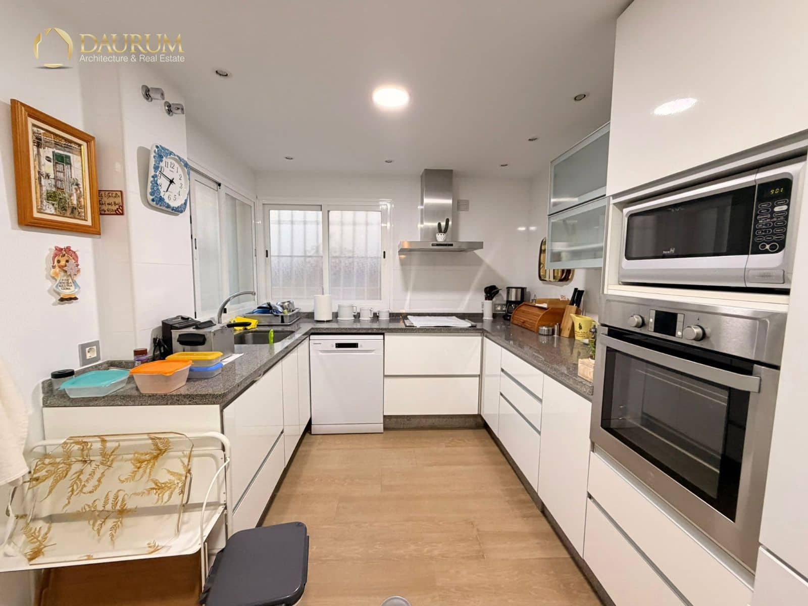 3 sovrum Lägenhet till salu i Malaga stad med pool garage - 559 000 € (Ref: 9646456)