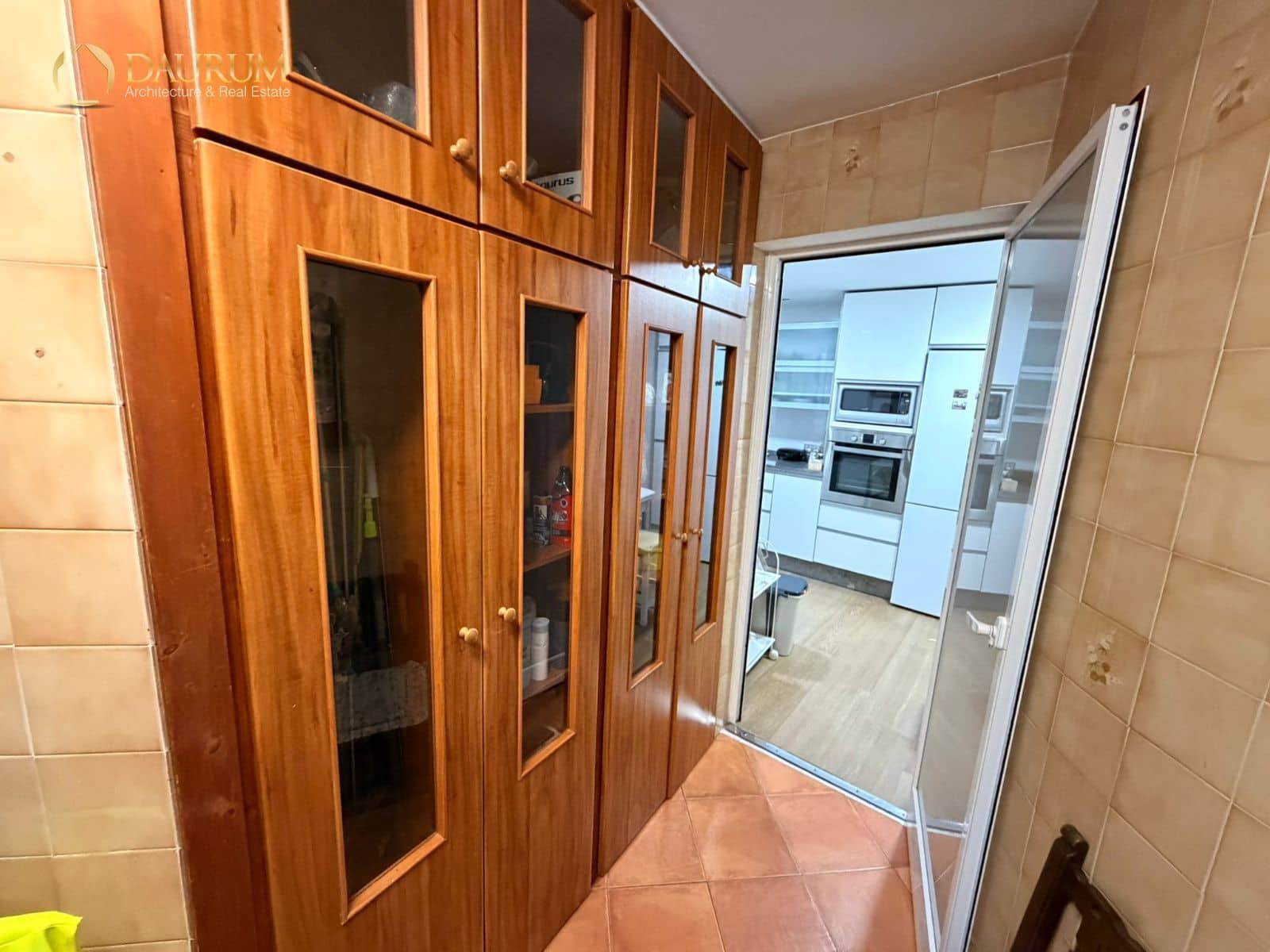 3 sovrum Lägenhet till salu i Malaga stad med pool garage - 559 000 € (Ref: 9646456)